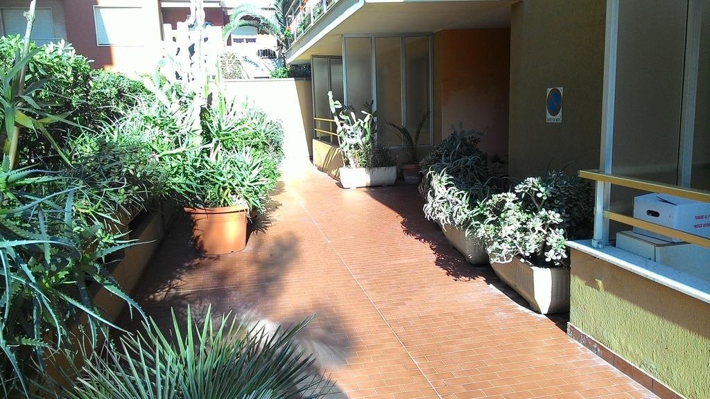 Appartamento Giusy Ventimiglia Exterior photo